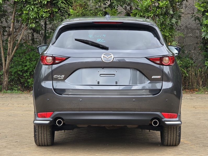 
								Mazda CX-5 full									