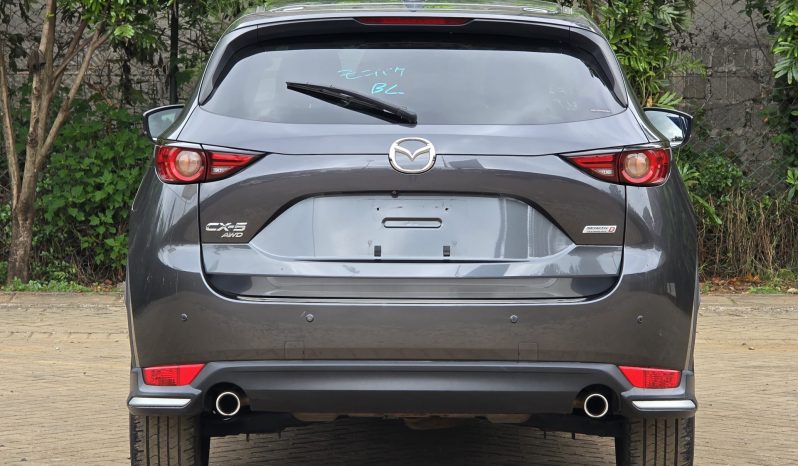 
								Mazda CX-5 full									
