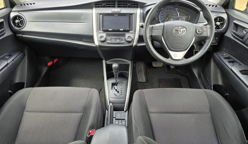 
								Toyota Fielder full									