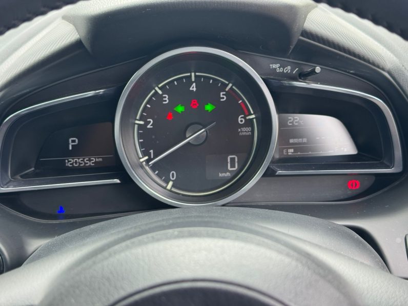 
								Mazda Demio full									