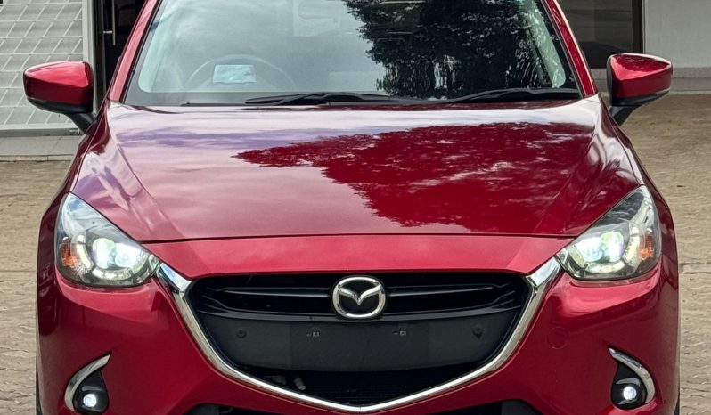 
								Mazda Demio full									