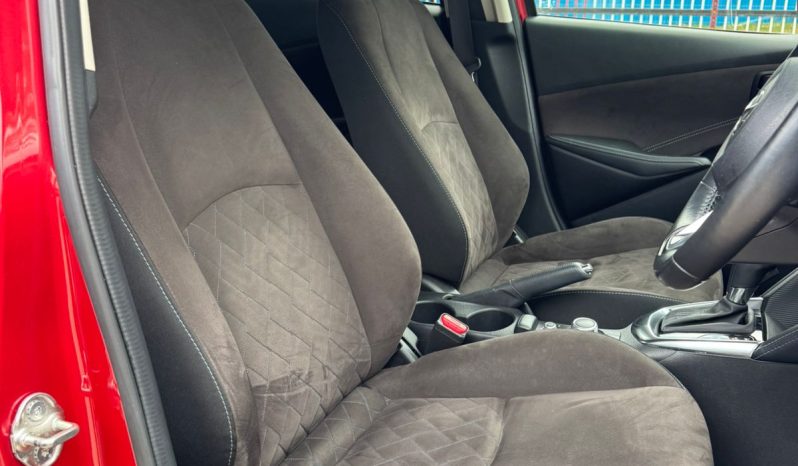 
								Mazda Demio full									