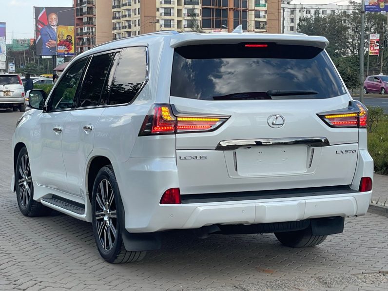 
								Lexus LX570 full									