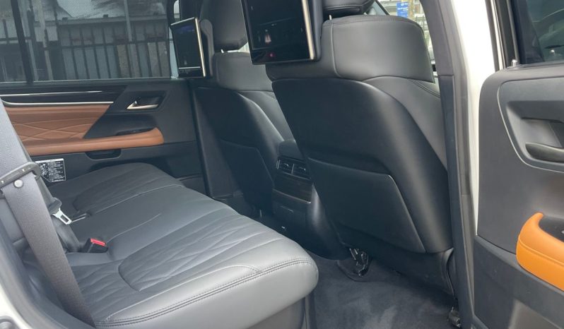 
								Lexus LX570 full									