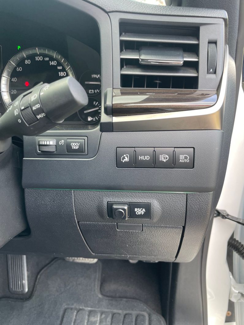 
								Lexus LX570 full									