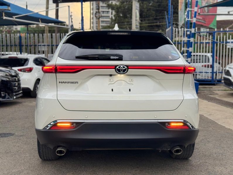
								Toyota Harrier full									