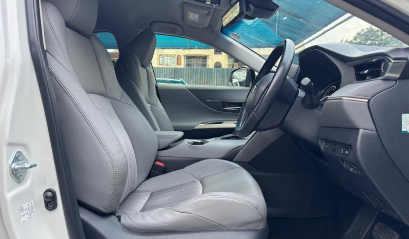 
								Toyota Harrier full									