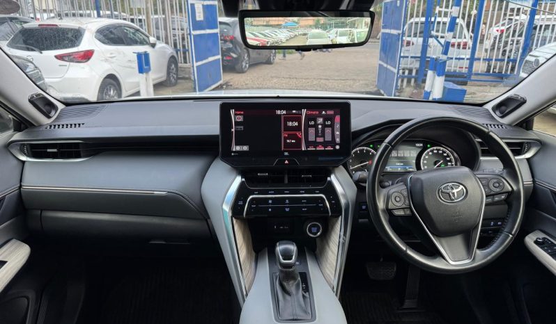 
								Toyota Harrier full									