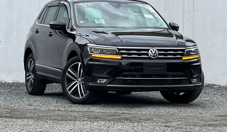 
								Volkswagen Tiquan full									