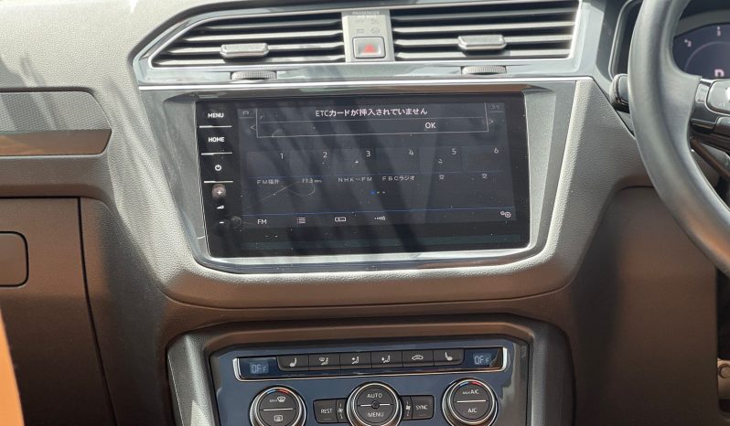 
								Volkswagen Tiquan full									