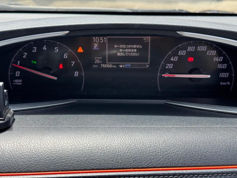
								Toyota Sienta full									