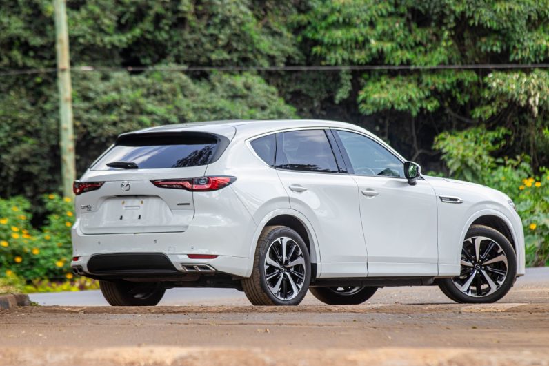 
								Mazda CX-60 full									