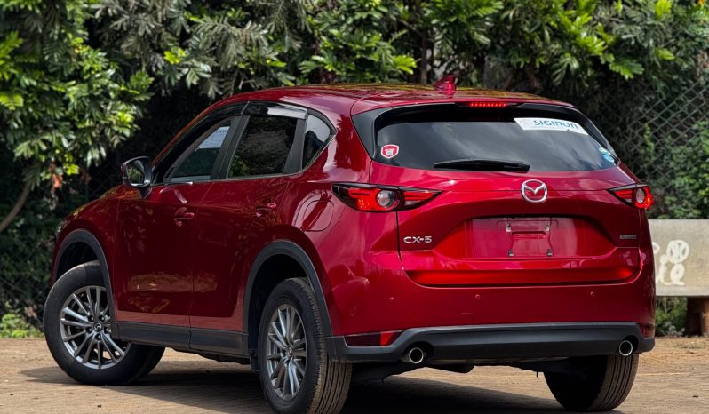 
								Mazda CX-5 full									