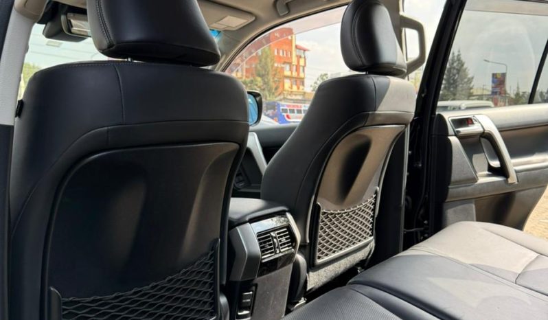
								Toyota Landcruiser Prado TXL full									