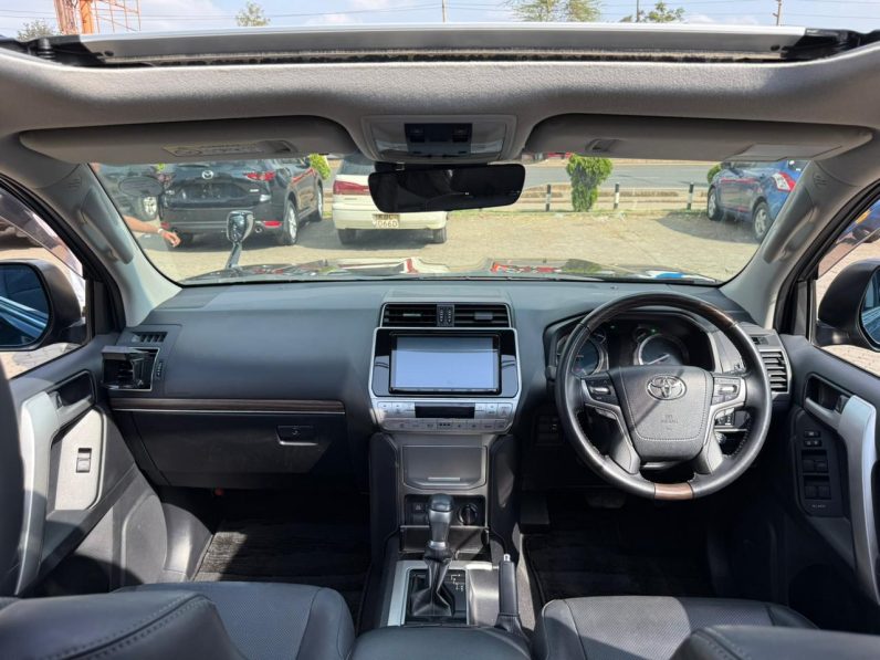 
								Toyota Landcruiser Prado TXL full									