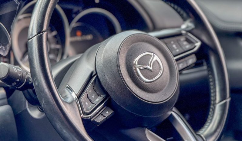 
								Mazda CX-5 full									
