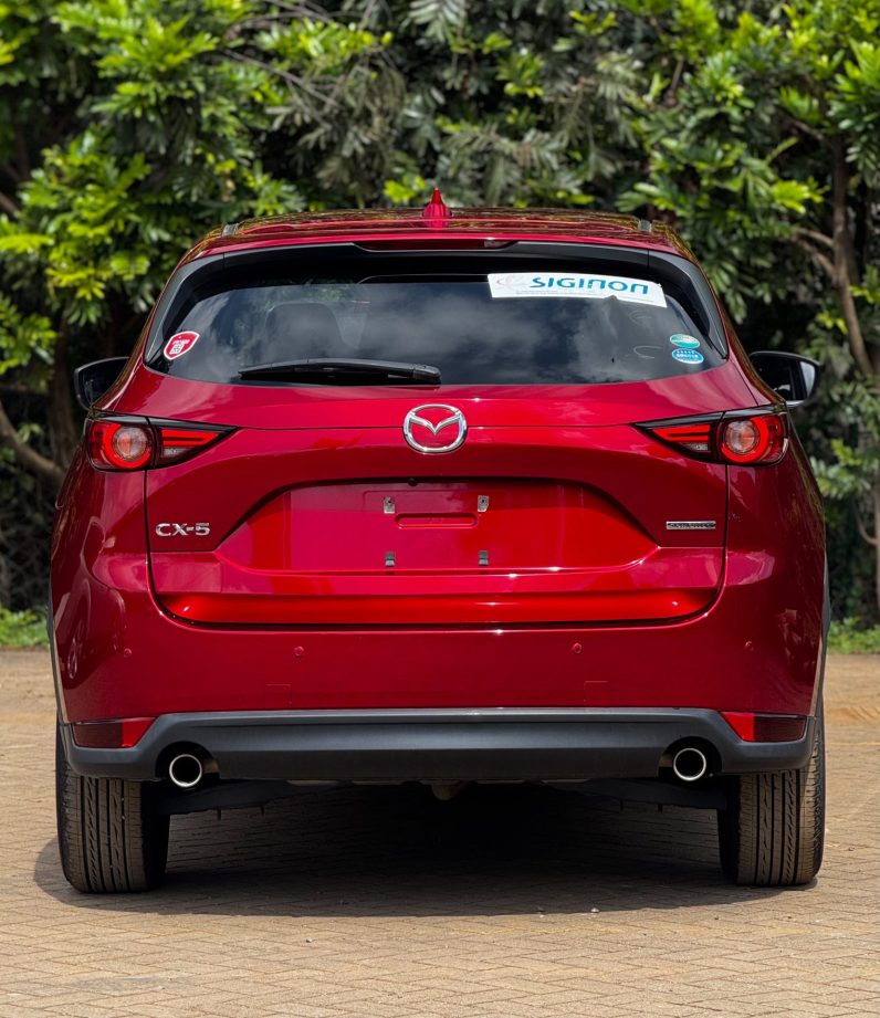 
								Mazda CX-5 full									