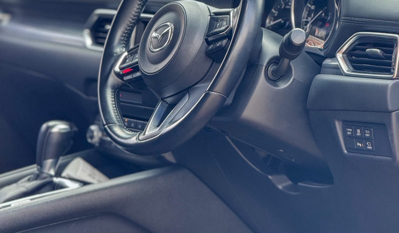 
								Mazda CX-5 full									