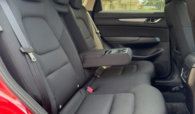 
								Mazda CX-5 full									
