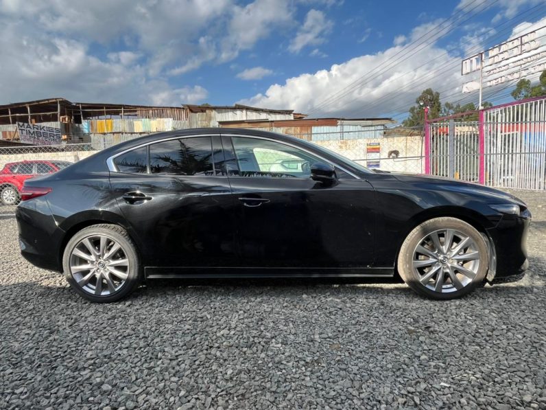 
								Mazda 3 full									