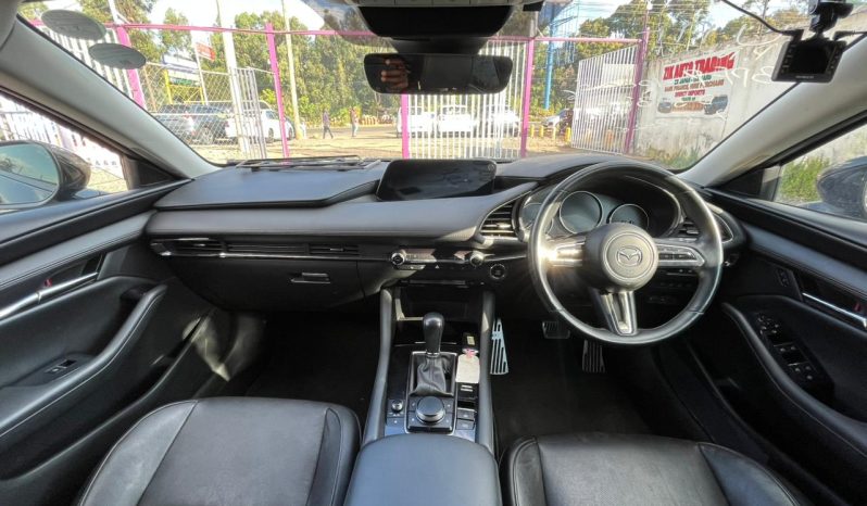 
								Mazda 3 full									