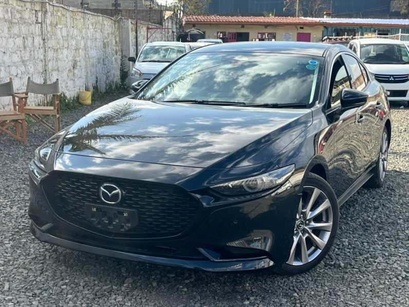 
								Mazda 3 full									