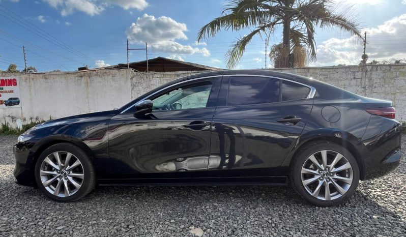 
								Mazda 3 full									