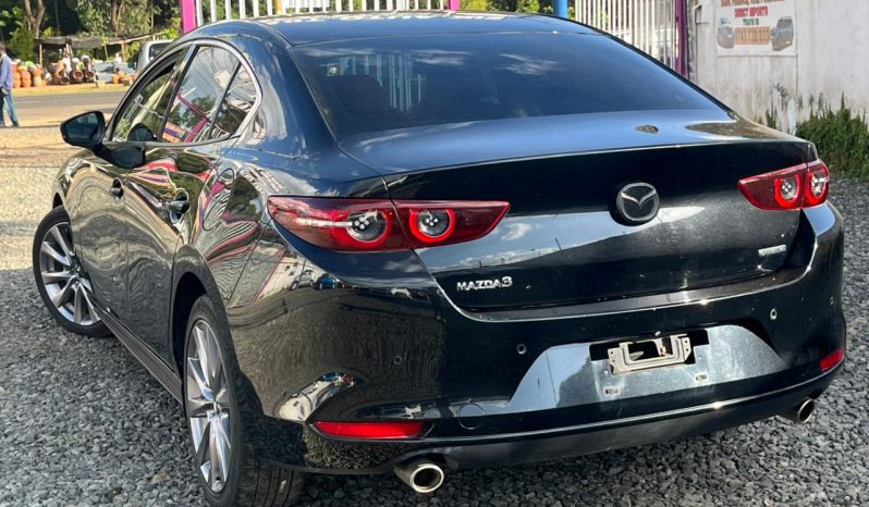 
								Mazda 3 full									