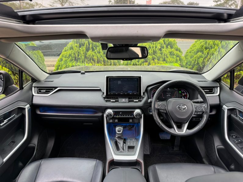 
								Toyota Rav4 full									
