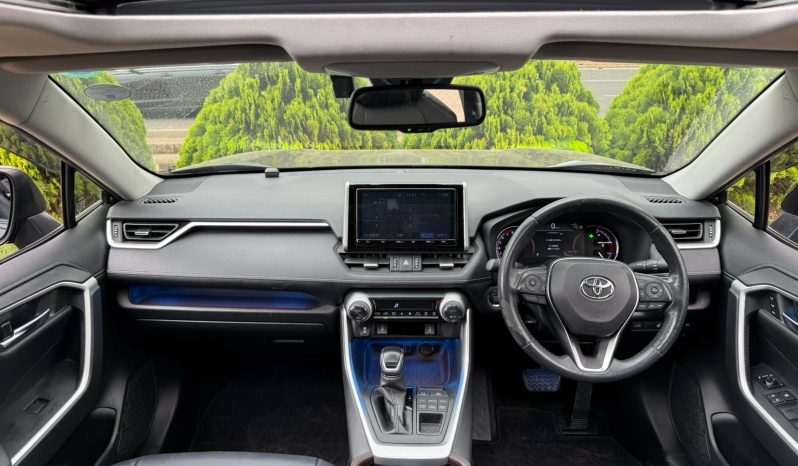 
								Toyota Rav4 full									