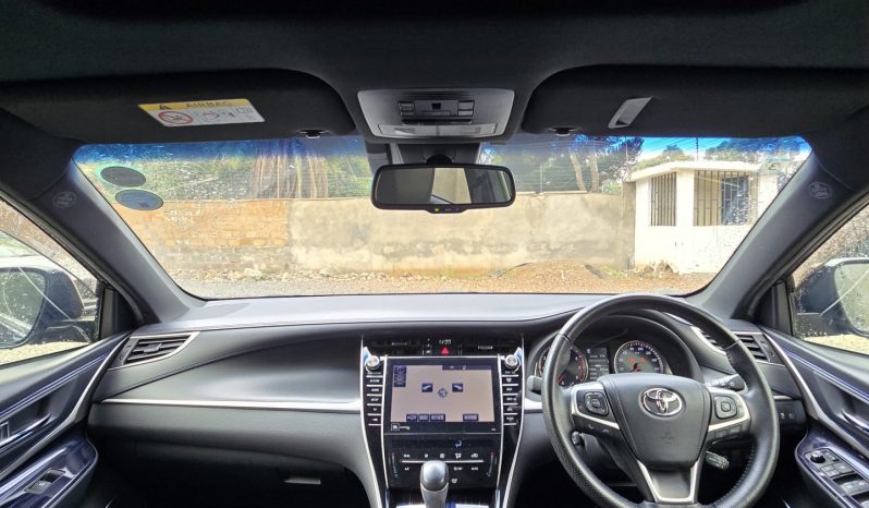 
								Toyota Harrier full									