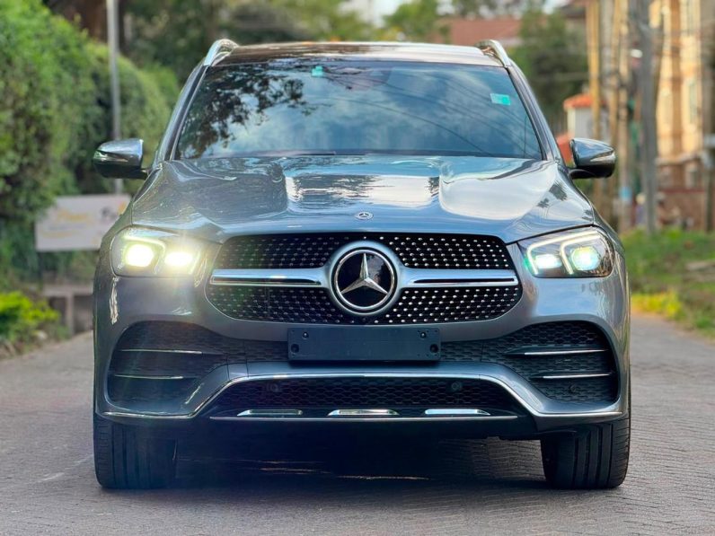
								Mercedes Benz GLE 300D full									