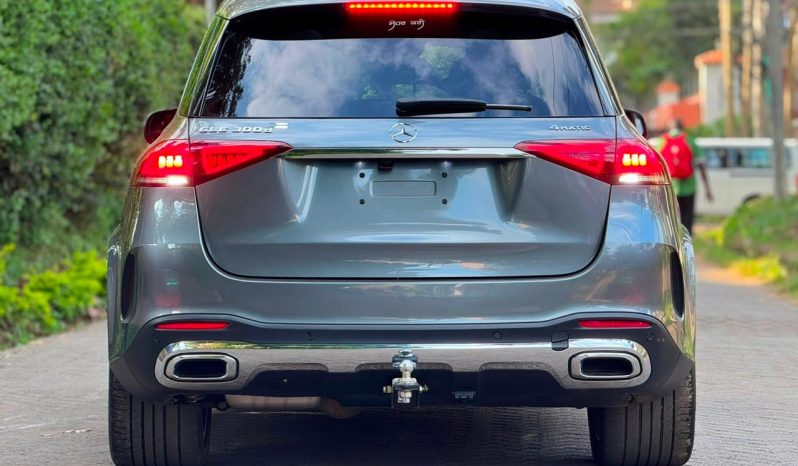 
								Mercedes Benz GLE 300D full									