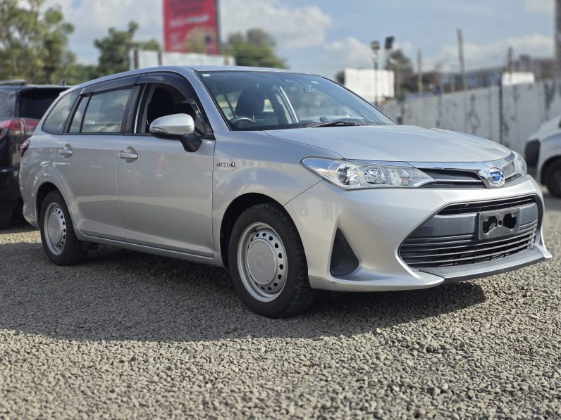 
								Toyota Fielder full									
