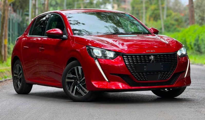
								Peugeot 208 full									