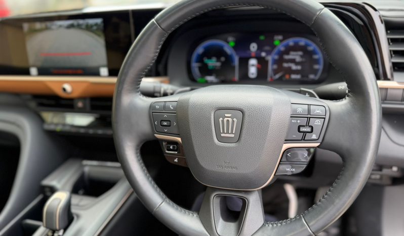 
								Toyota Crown full									