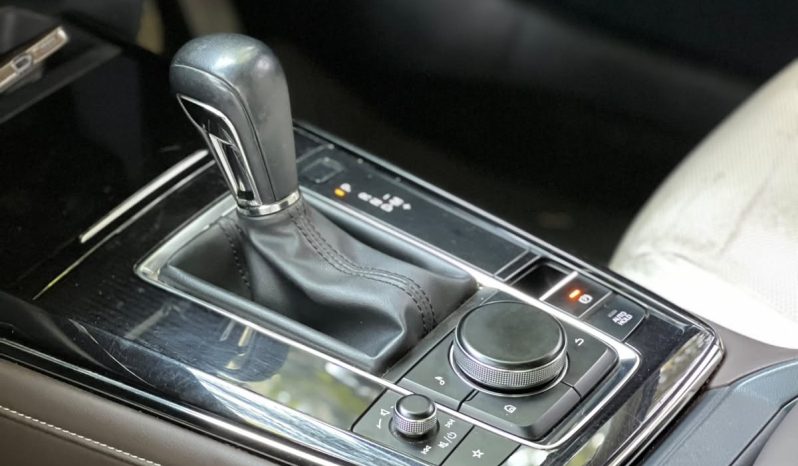 
								Mazda CX-30 full									