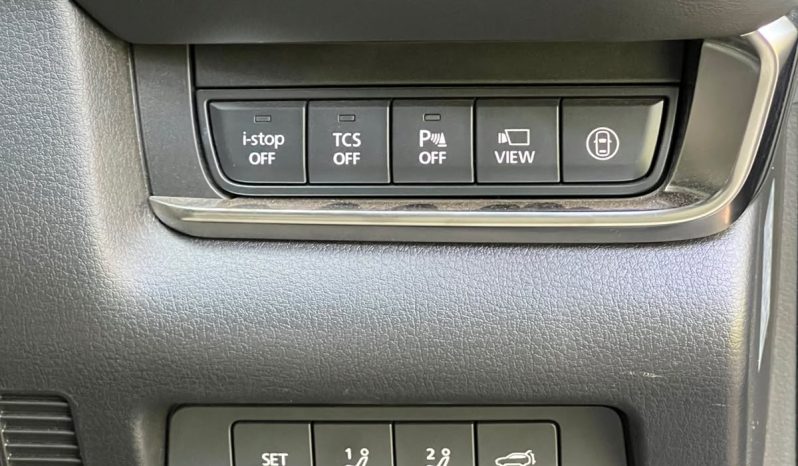 
								Mazda CX-30 full									