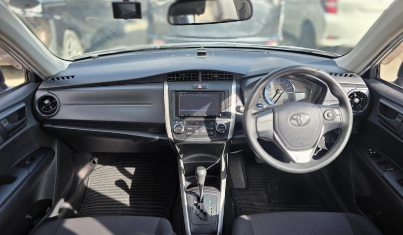 
								Toyota Fielder full									