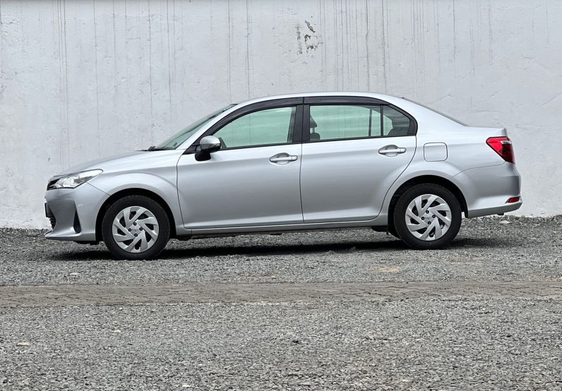 
								Toyota Axio full									