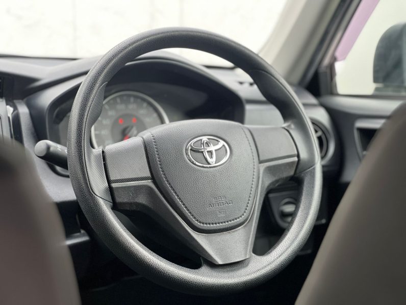 
								Toyota Axio full									