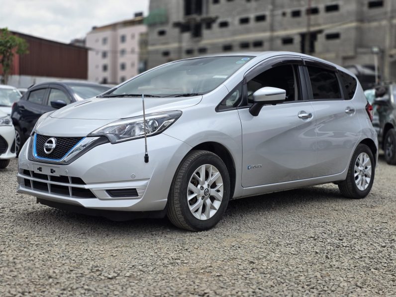 
								Nissan Note Epower full									