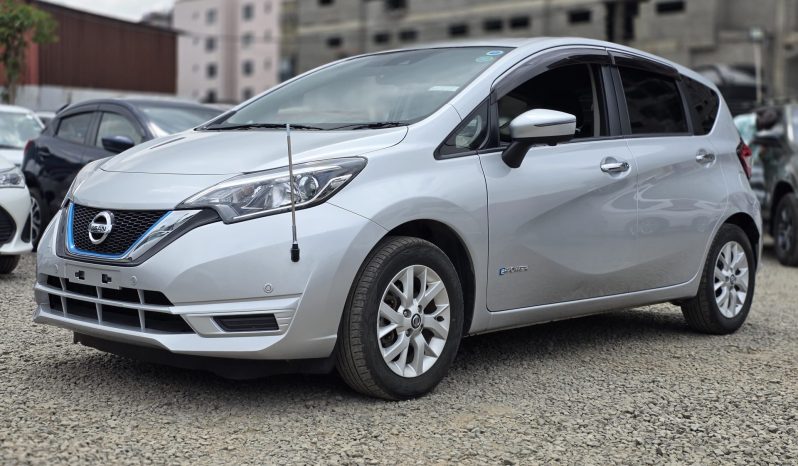 
								Nissan Note Epower full									