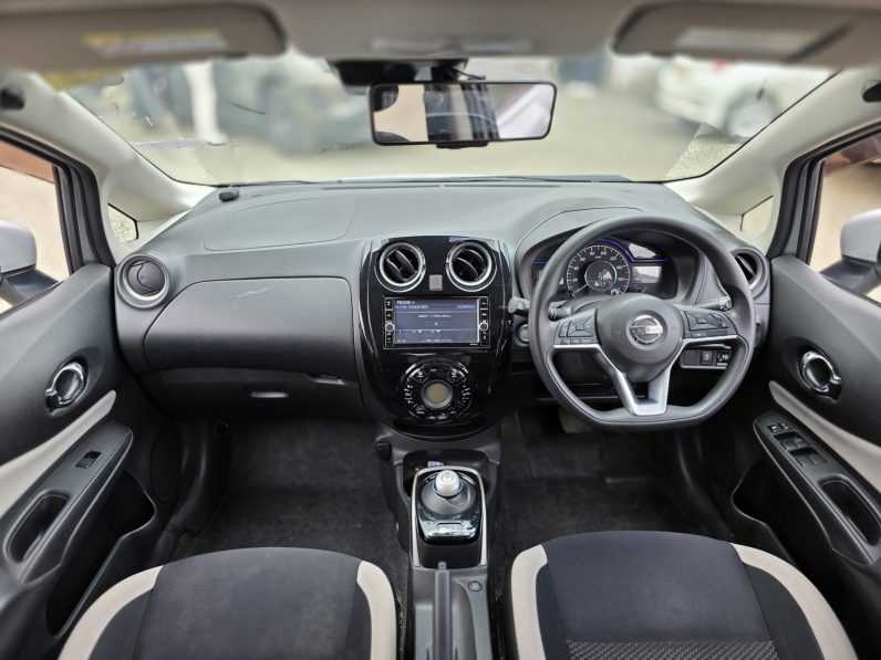 
								Nissan Note Epower full									