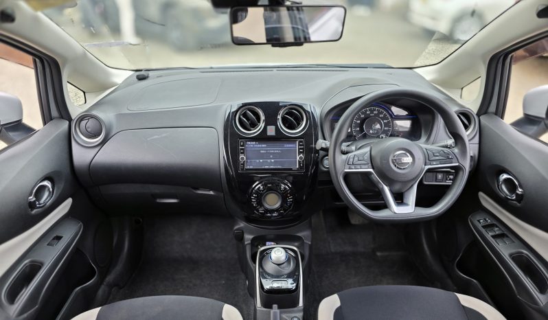 
								Nissan Note Epower full									