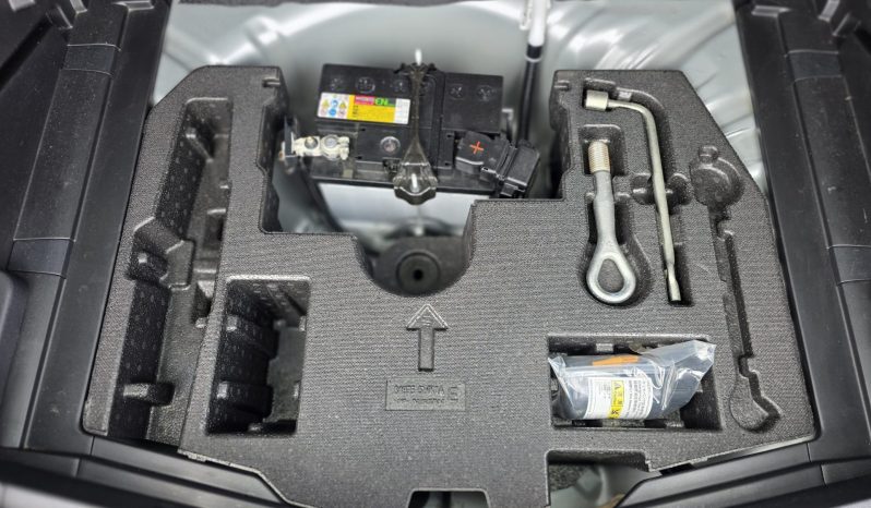 
								Nissan Note Epower full									