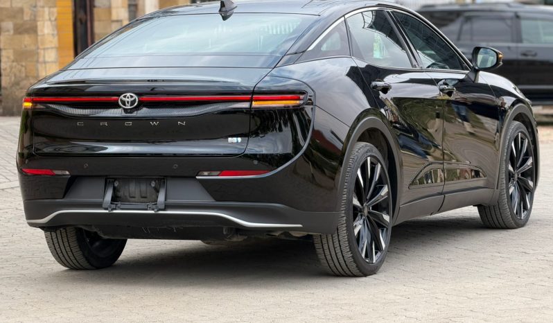 
								Toyota Crown full									