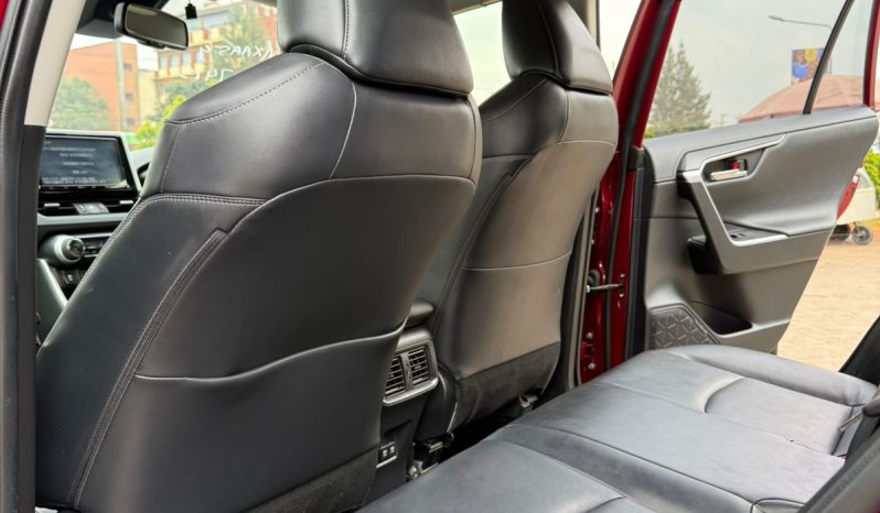 
								Toyota Rav4 full									