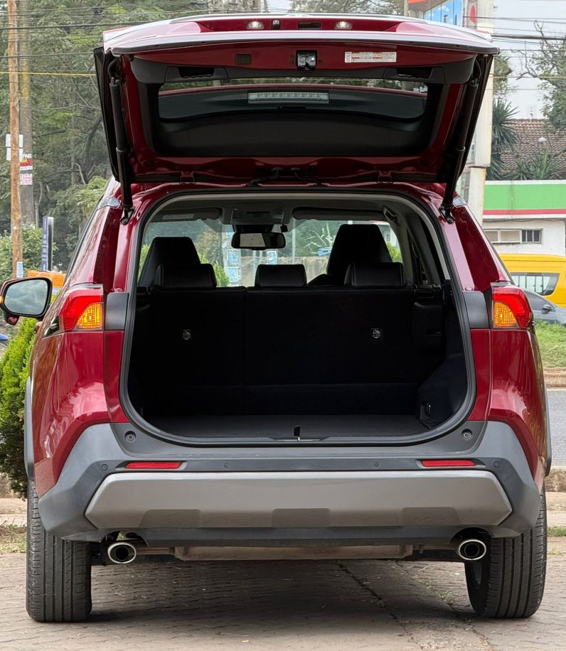 
								Toyota Rav4 full									
