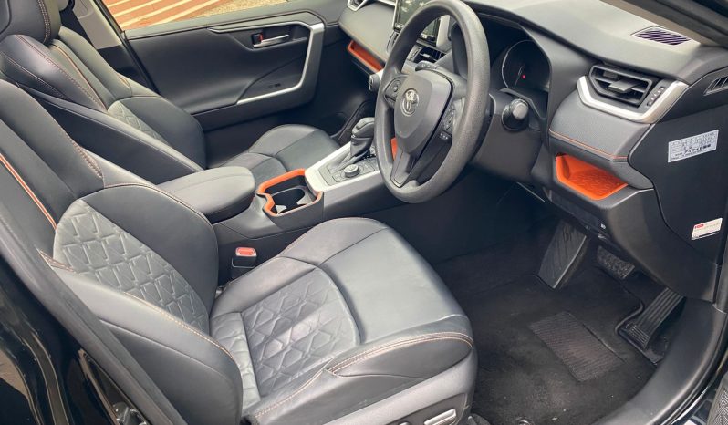 
								Toyota Rav4 Adventurer full									